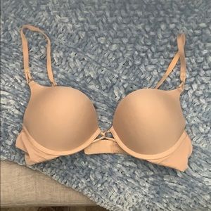 Victoria’s Secret Bombshell Bra 36A